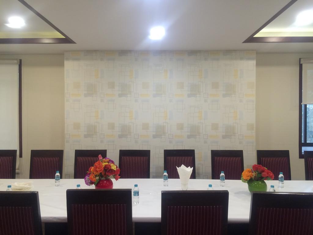 Fabhotel Kaushambi 가지아바드 외부 사진